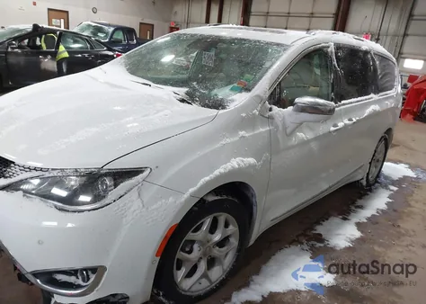 2020 Chrysler Pacifica Limited z USA, uszkodzony, nr VIN 2C4RC1GG1LR127440